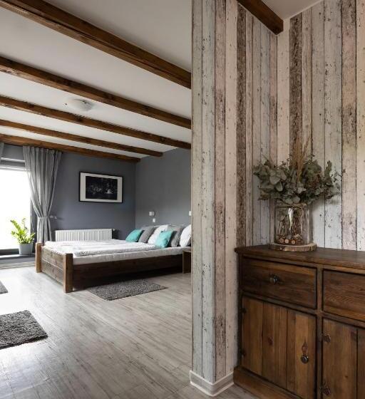 غرفة قياسية رباعية, Penzion Kolovna