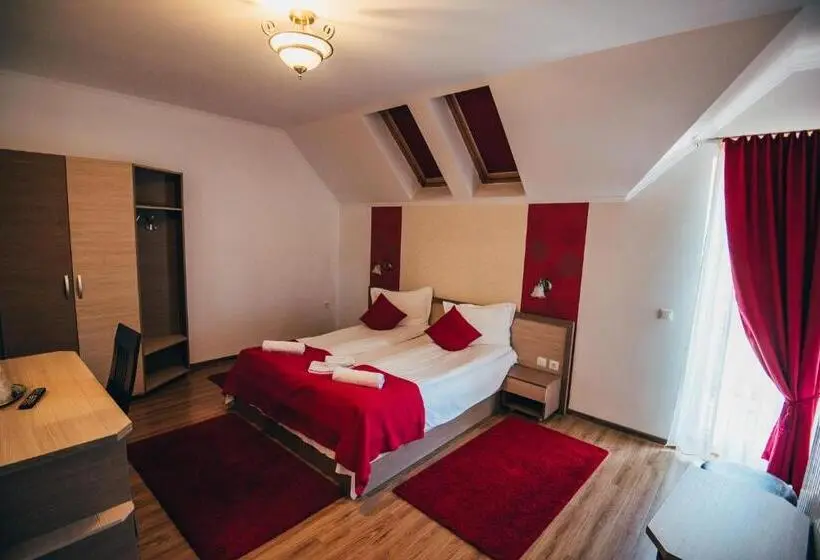 Habitació Estàndard, Szandy