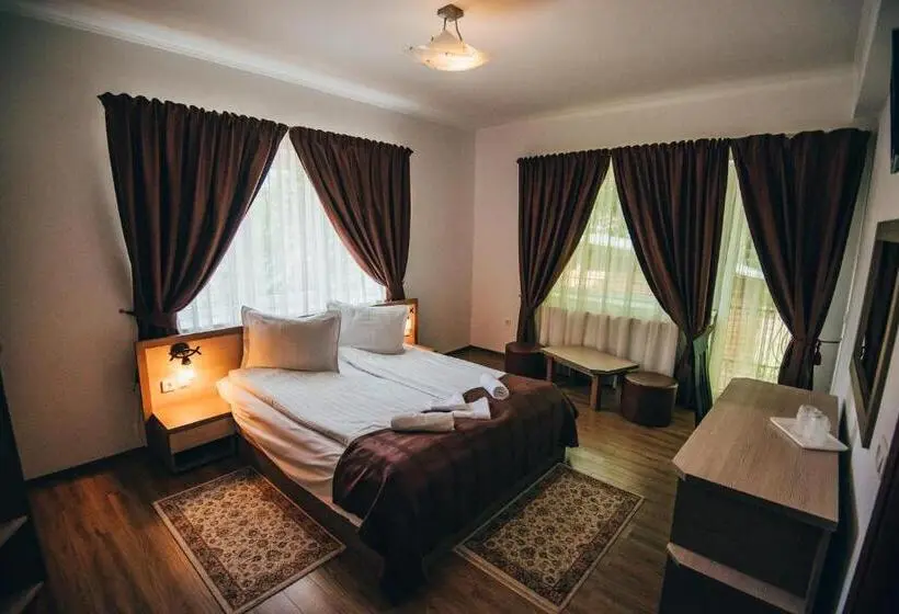 Habitació Estàndard, Szandy
