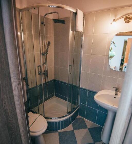 패밀리 스위트, Szandy