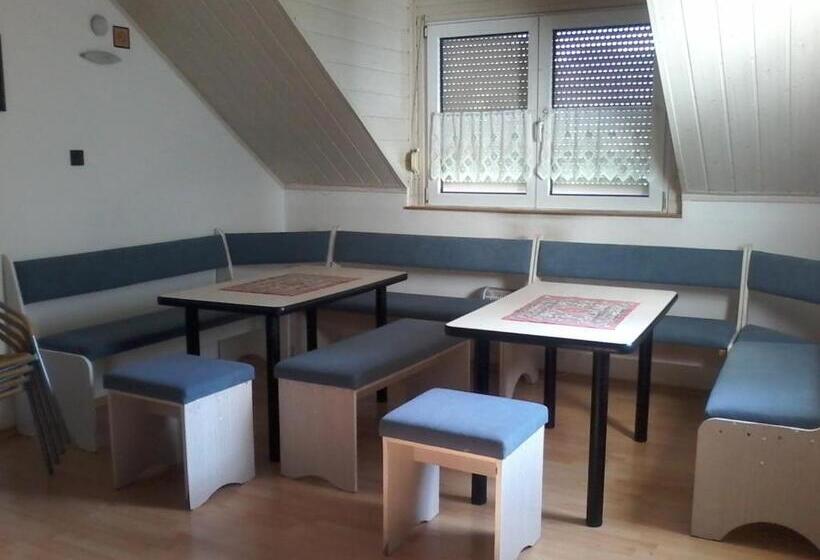 스탠다드 트리플 룸, Hostinec Banik