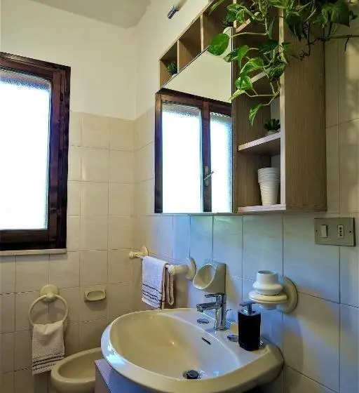 バスルーム共有のトリプルスタンダード, B&b La Mia Oasi