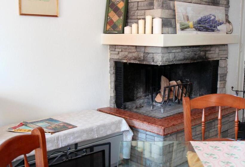Standard room with outdoor bath, Villa Roma Holidays