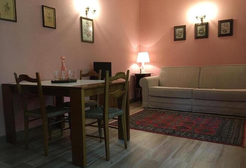 带1个卧室带花园景观的公寓, Corte San Giuliano
