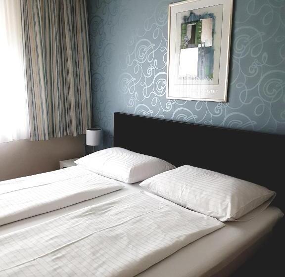 Номер Стандарт, Nikolaushof