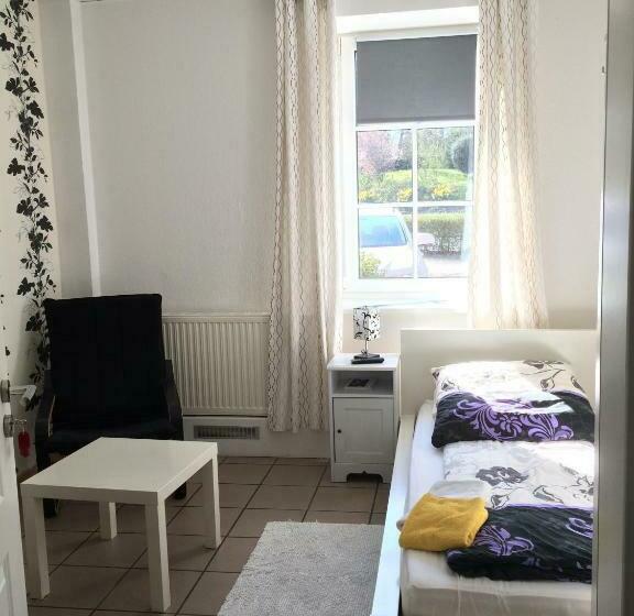 스탠다드 싱글 룸, Schlafen In Rosengarten