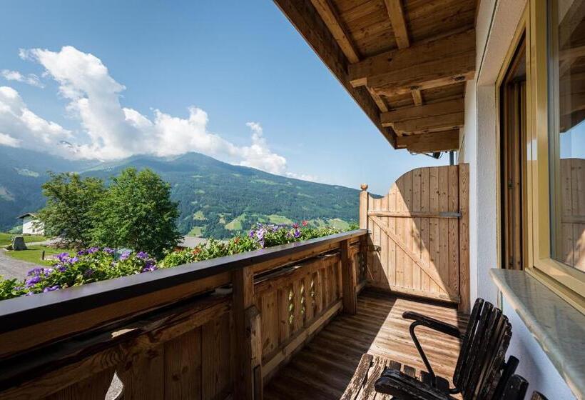 バルコニー付きスタンダードトリプルルーム, Ferienpension Steiner