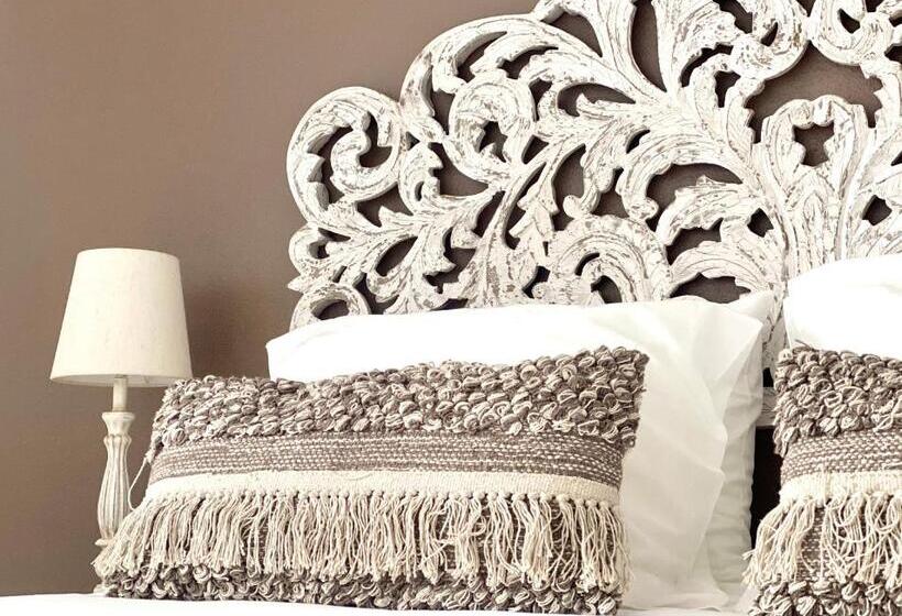 اتاق لوکس, Pátio Abílio Guest House