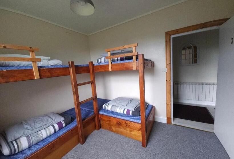 غرفة قياسية رباعية حمام مشترك, West Highland Lodge