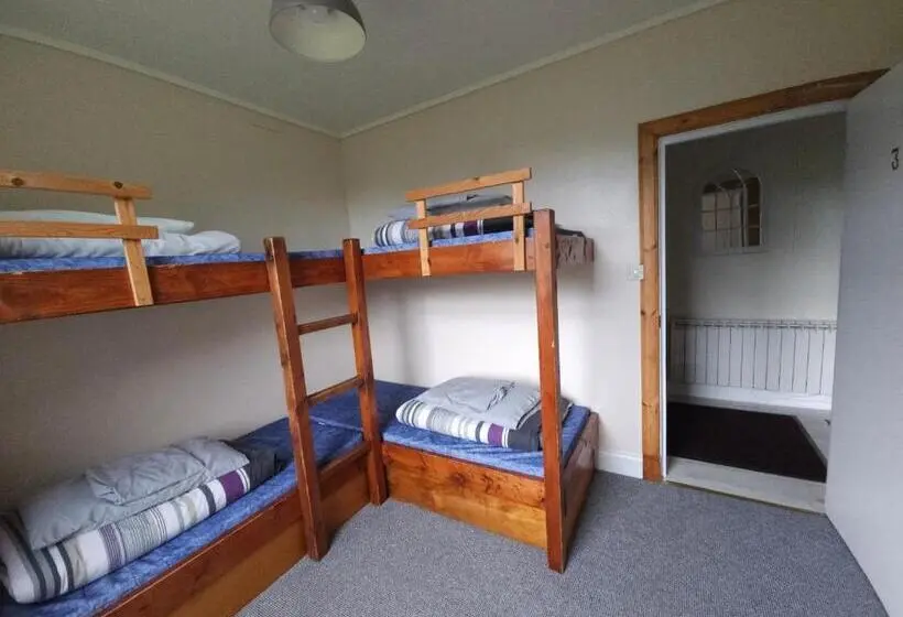 浴室共有スタンダード4人用ルーム, West Highland Lodge