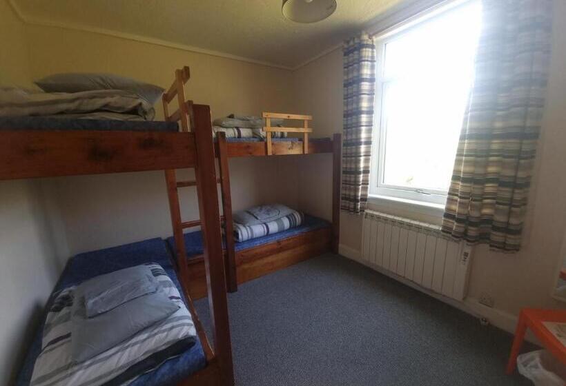 غرفة قياسية رباعية حمام مشترك, West Highland Lodge