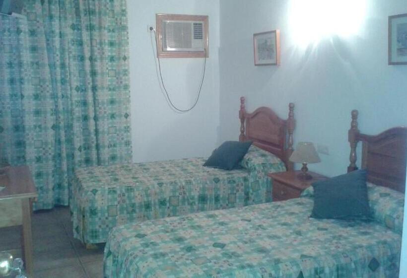 スタンダードルーム, Hostal El Arrecife