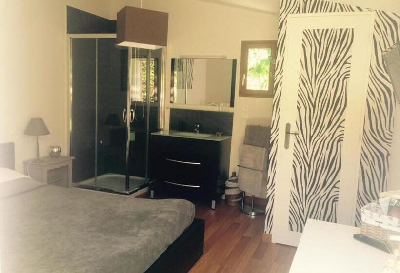 غرفة قياسية, Chez Calou