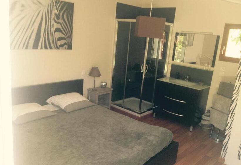 غرفة قياسية, Chez Calou