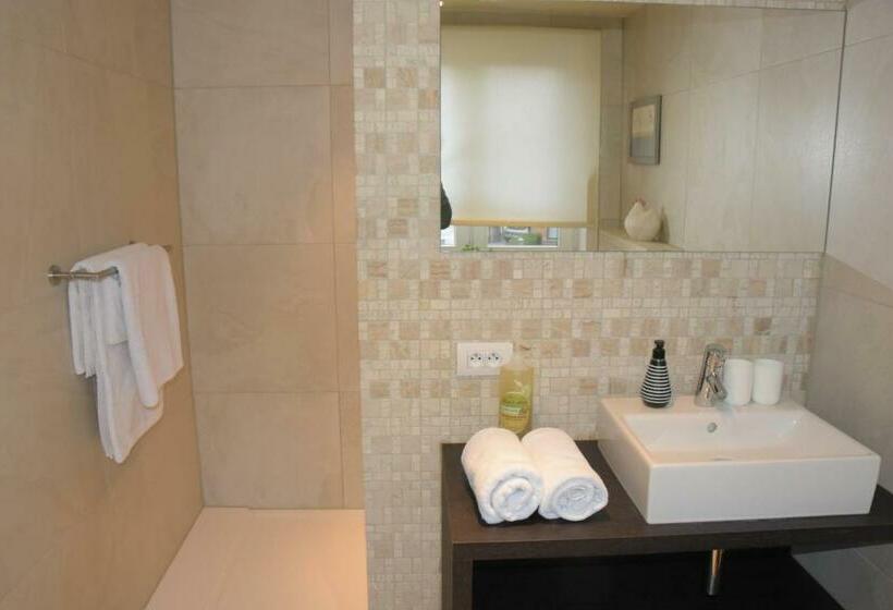 غرفة قياسية مطلّة علي الحديقة, B&b Coup De Coeur