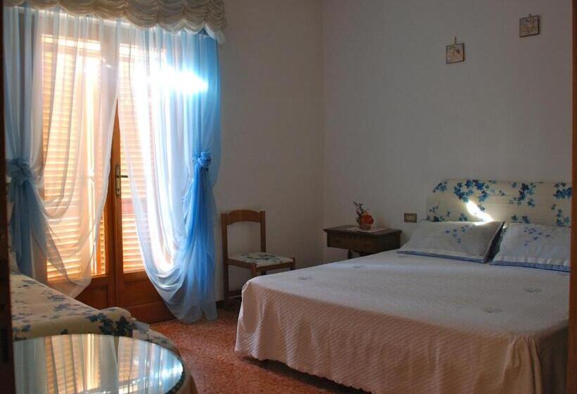 スタンダードルーム, Bed And Breakfast Il Girasole