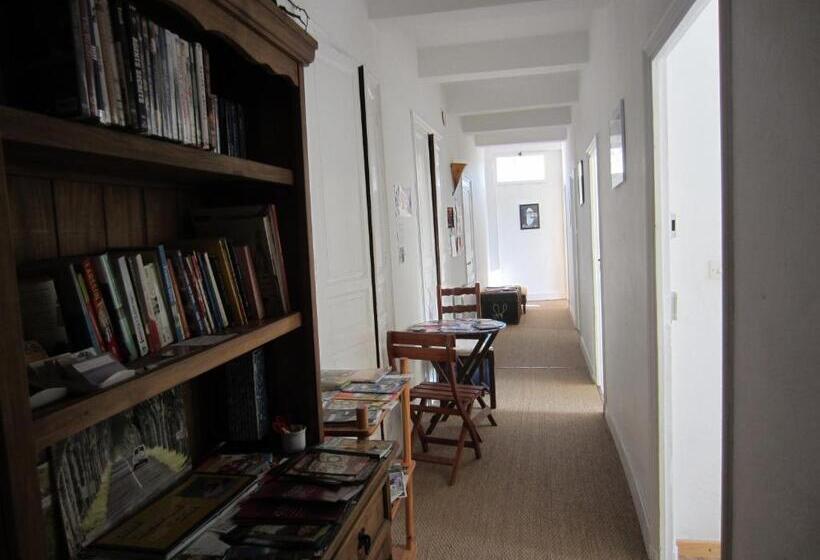 스탠다드 룸, Chez Shona