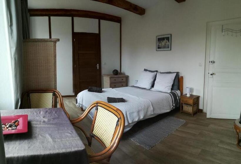 스탠다드 룸, Chez Shona