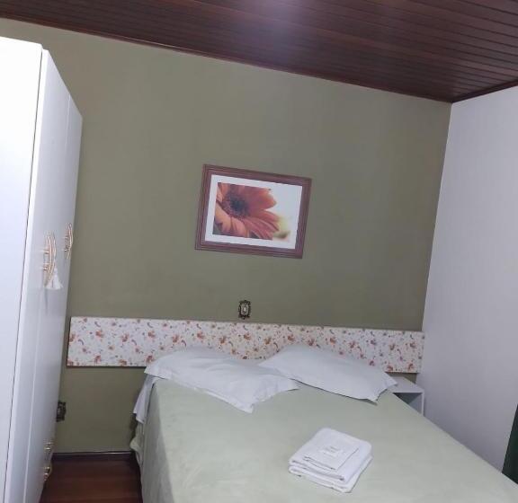 اتاق استاندارد سه نفره, Sonho Da Serra Pousada