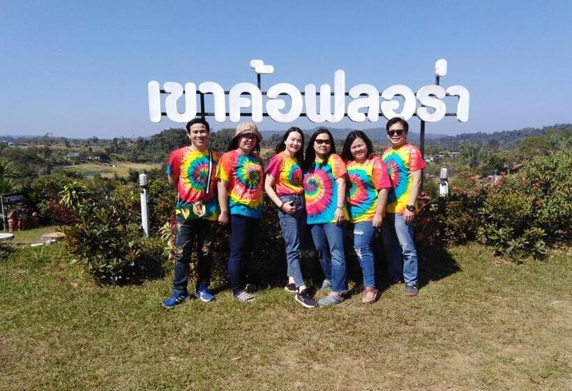 スタンダード4人部屋, Khao Kho Flora