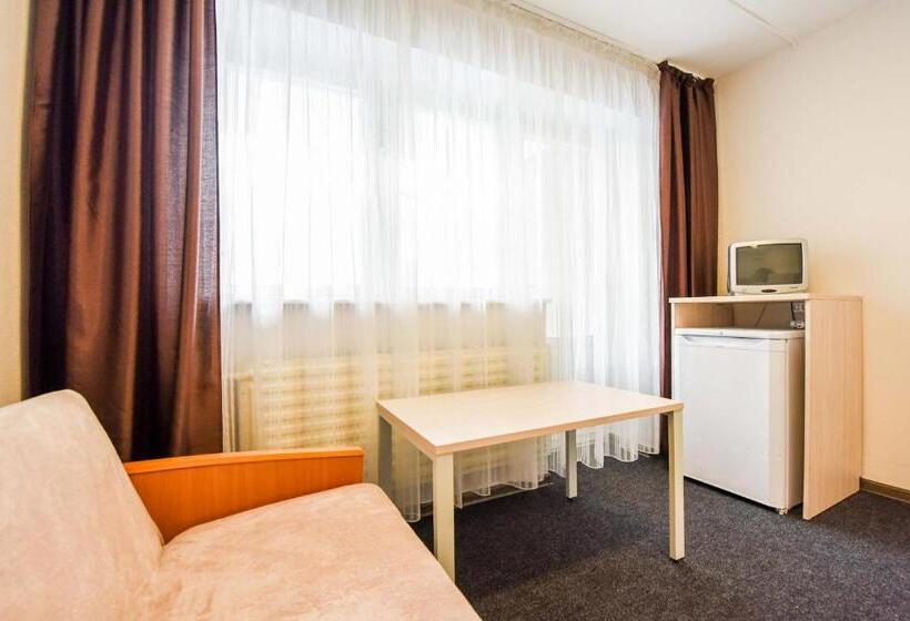 اتاق خانوادگی, Ktu Rest House Politechnika