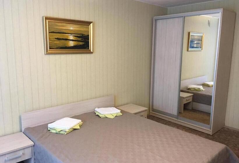 اتاق خانوادگی, Ktu Rest House Politechnika