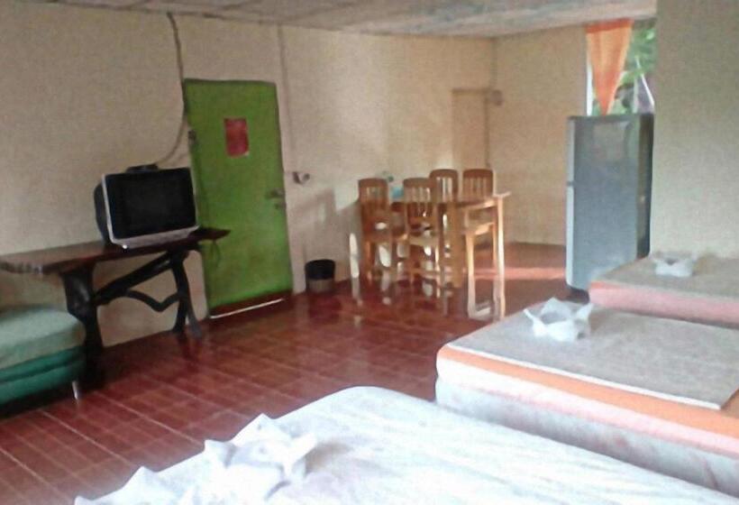 园景标准四人间, Ban Tonnam Resort