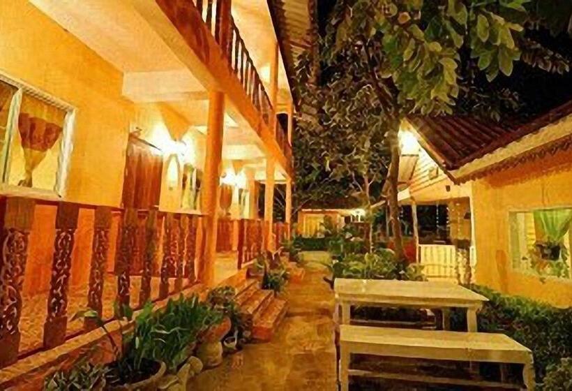 四人标准间, Ban Tonnam Resort