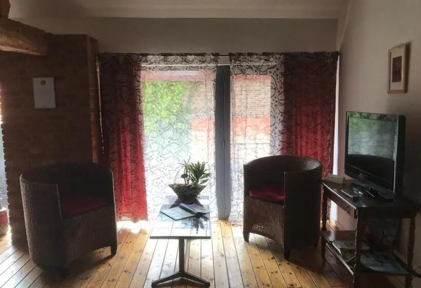 Standard-studio Puutarhanäkymä, B&b De Henehoeve