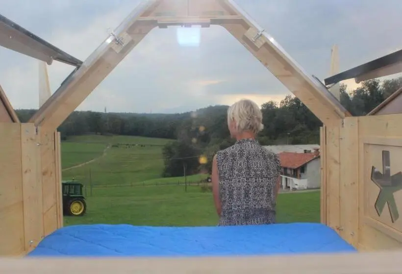 Standard Tent, La Pepanella