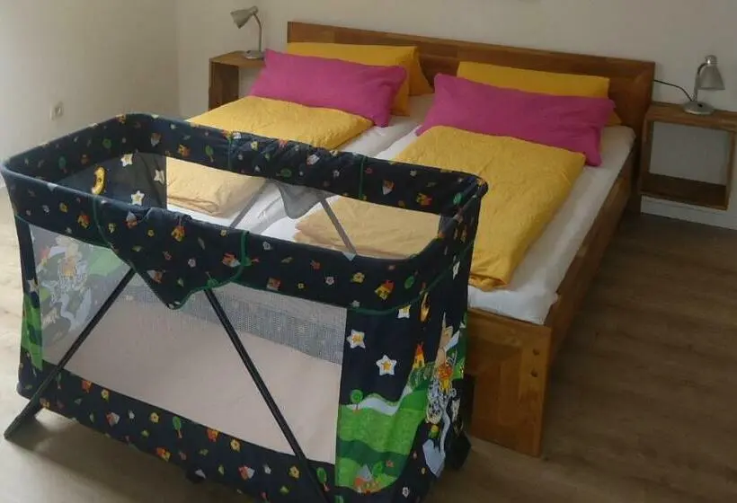Standard-studio Parveke, Gästehaus Sommertal, Eigener Parkplatz, 800m Zum Bodensee, 300m Zur Altstadt