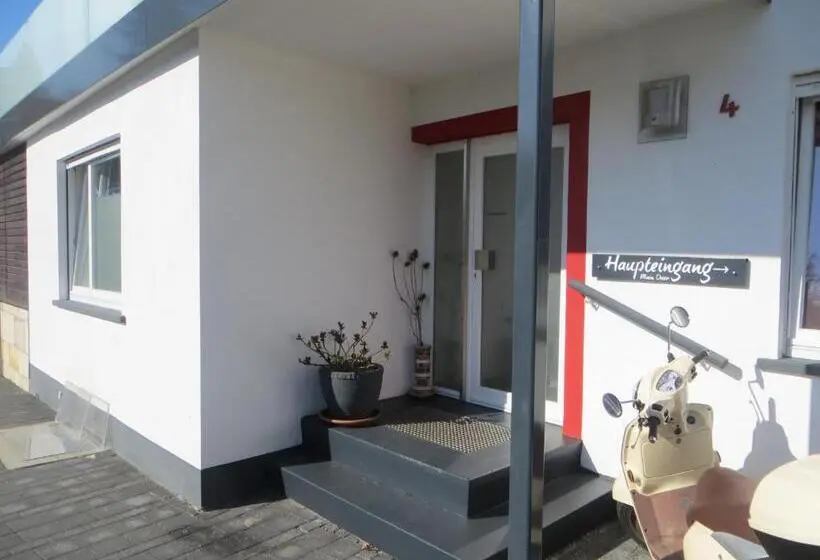 Standard-studio Terassi, Gästehaus Sommertal, Eigener Parkplatz, 800m Zum Bodensee, 300m Zur Altstadt
