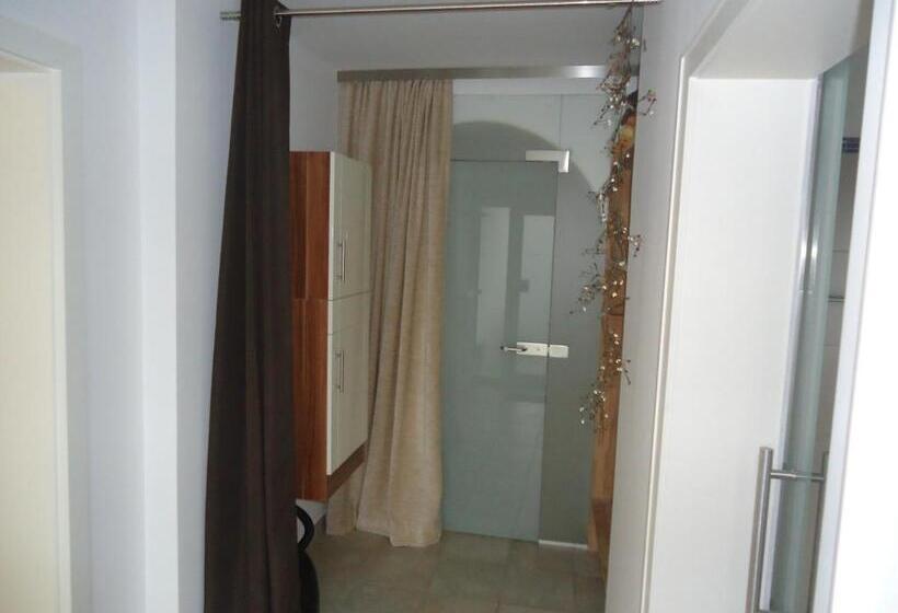 Студио Стандарт с Террасой, Gästehaus Sommertal