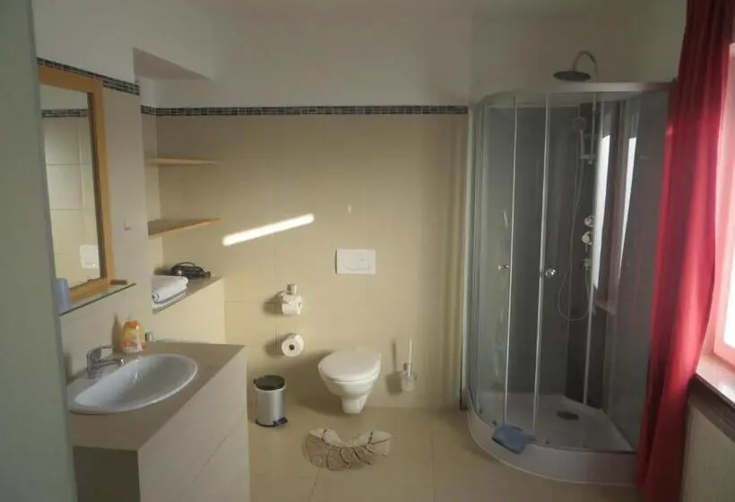 Standard-studio Terassi, Gästehaus Sommertal, Eigener Parkplatz, 800m Zum Bodensee, 300m Zur Altstadt