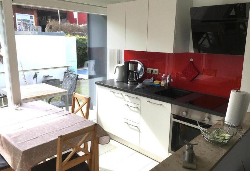 Студио Стандарт с Террасой, Gästehaus Sommertal