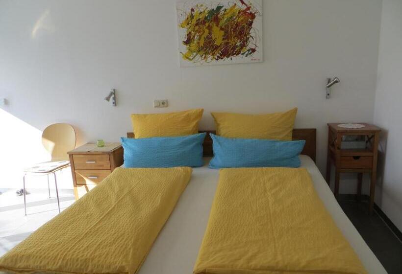 Бунгало Стандарт, Gästehaus Sommertal