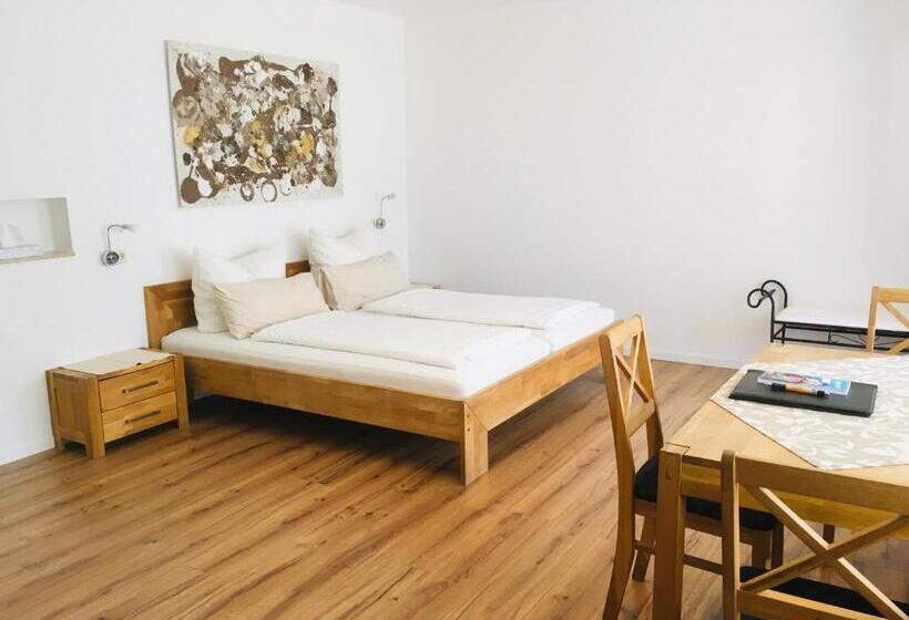 Апартаменты 2 Спальни, Gästehaus Sommertal