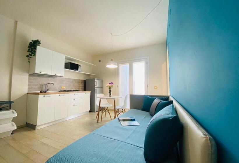 آپارتمان 1 خوابه, La Tortorella Room & Apartment