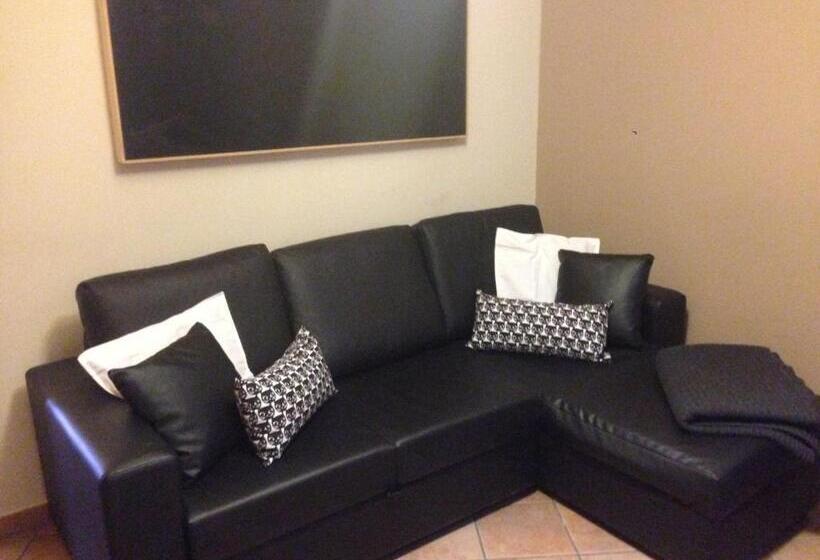 شقة غرفة واحدة, Numero 3