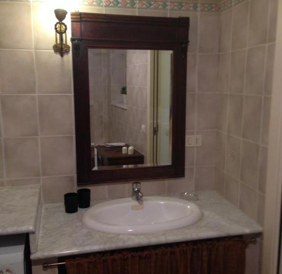 شقة غرفة واحدة, Numero 3