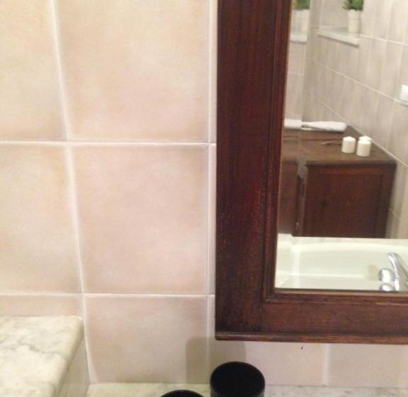 شقة غرفة واحدة, Numero 3