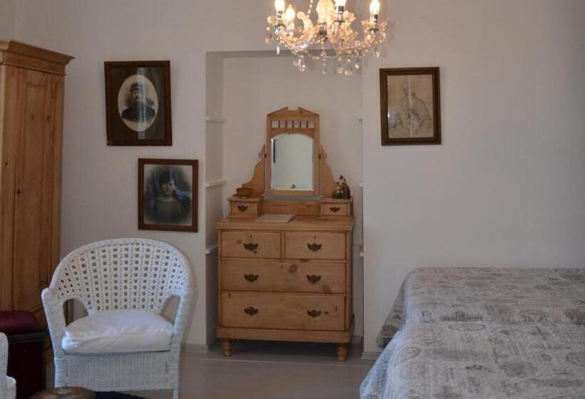 ベーシックルーム, Chez Madeleine