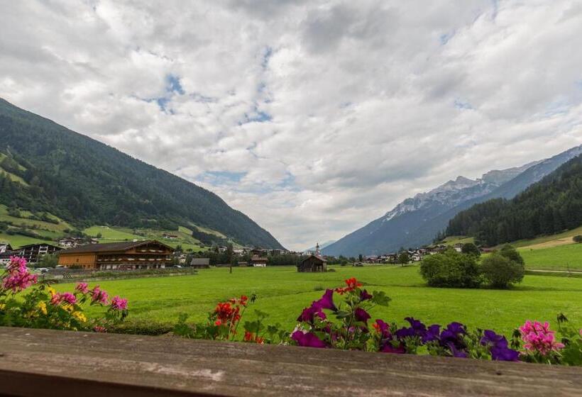 디럭스 룸, Pension Nigella