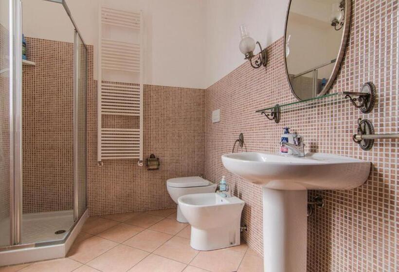 اتاق استاندارد با چشمانداز باغ, B&b Il Giardino Dei Mandarini
