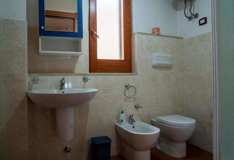 اتاق دوبلکس, B&b Il Giardino Dei Mandarini