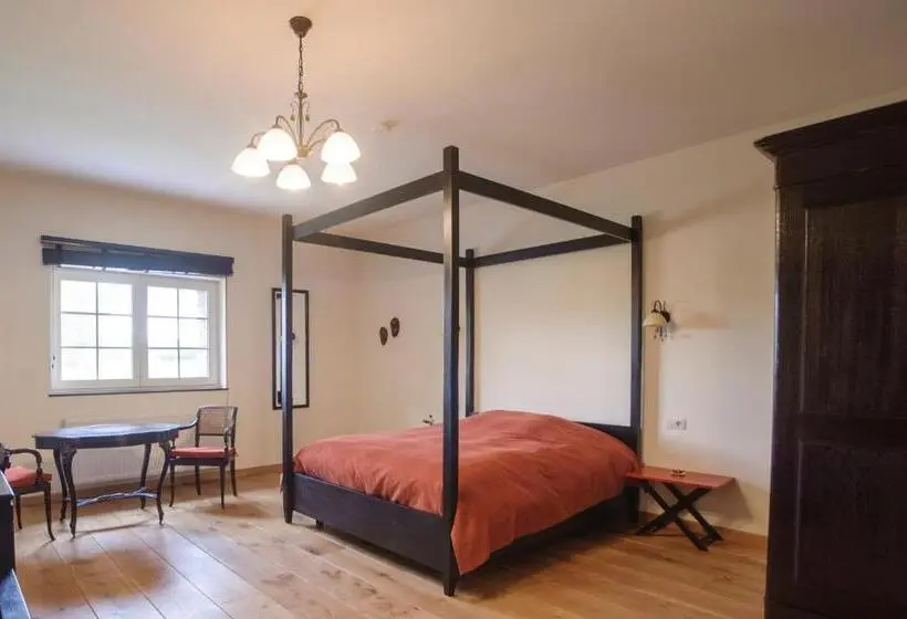 コンフォートルーム, B&b Kamerijck