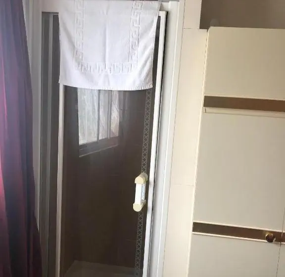 スタンダードルーム, Charde Guest House