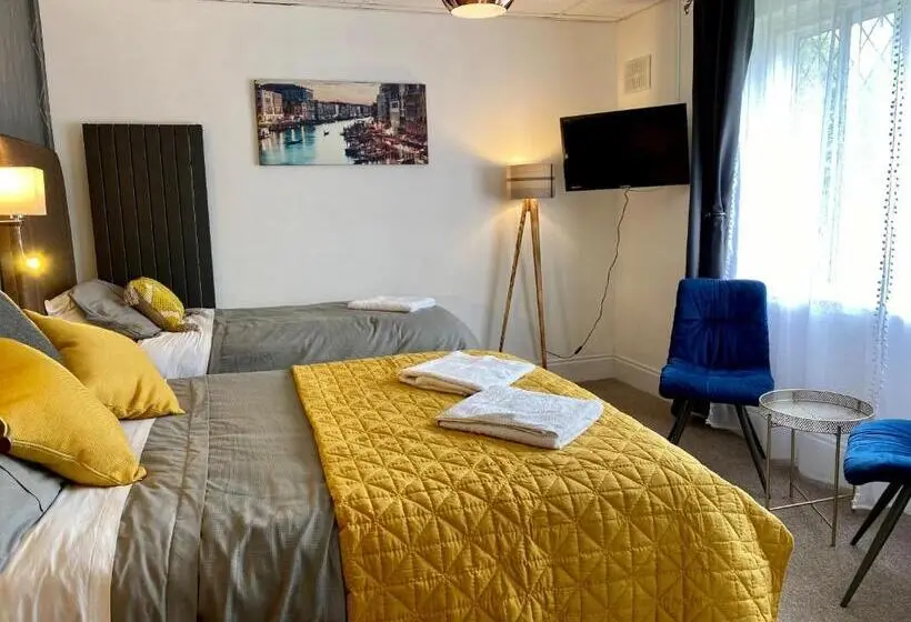 ファミリールーム, Charde Guest House