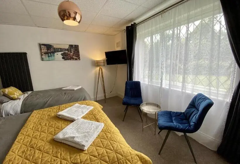 ファミリールーム, Charde Guest House