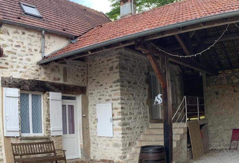 带露台的标准工作室, Domaine Les Bertrands